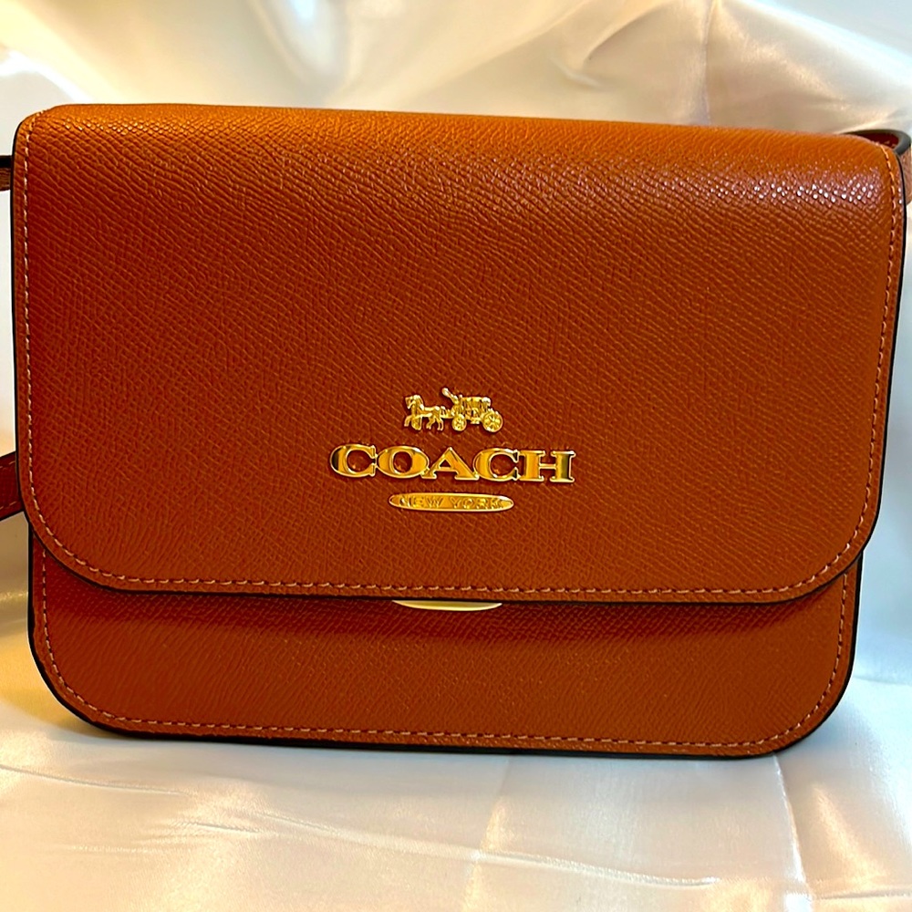 NWT-Coach Mini Brynn Crossbody